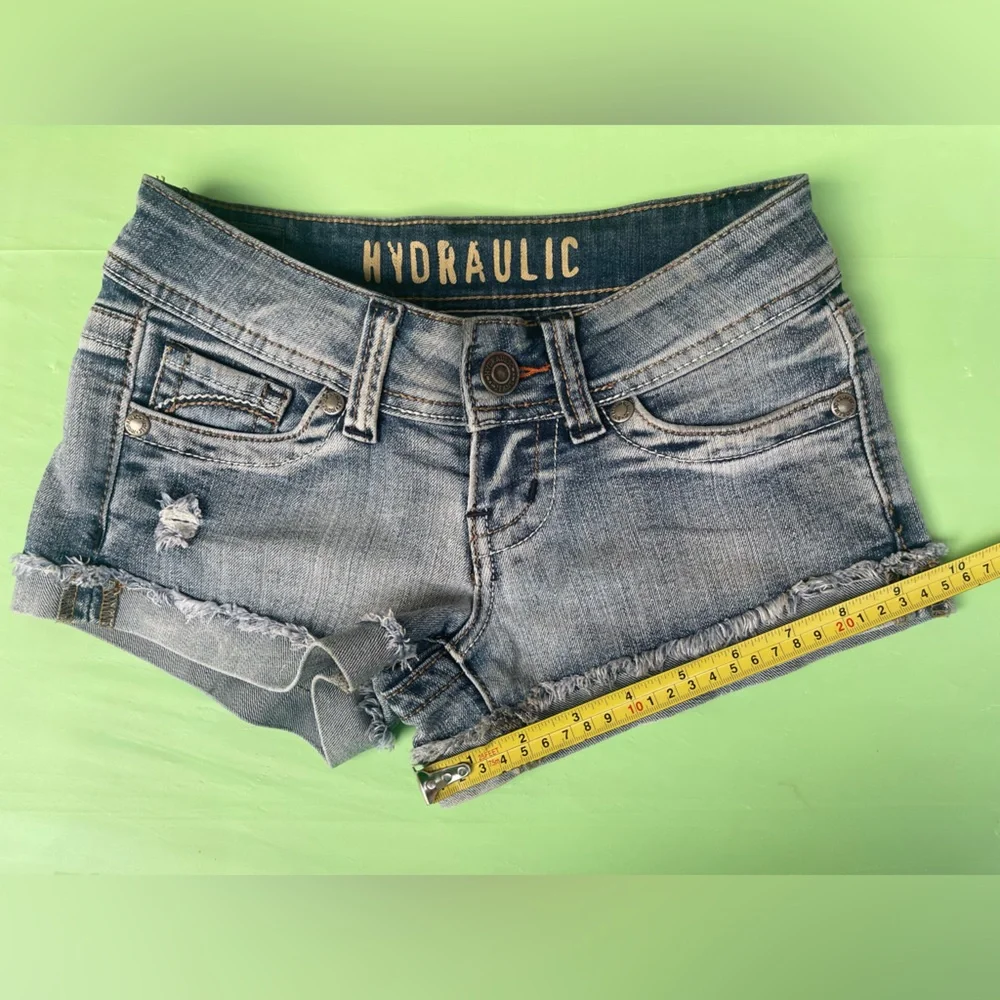 LOW RISE VINTAGE HYDRAULIC Women's Distressed Denim Shorts  SIZE 0 JUNIORS - Picture 7 of 12